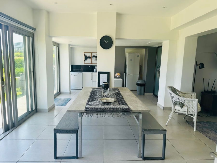 4 Bedroom Property for Sale in Herolds Bay Western Cape
